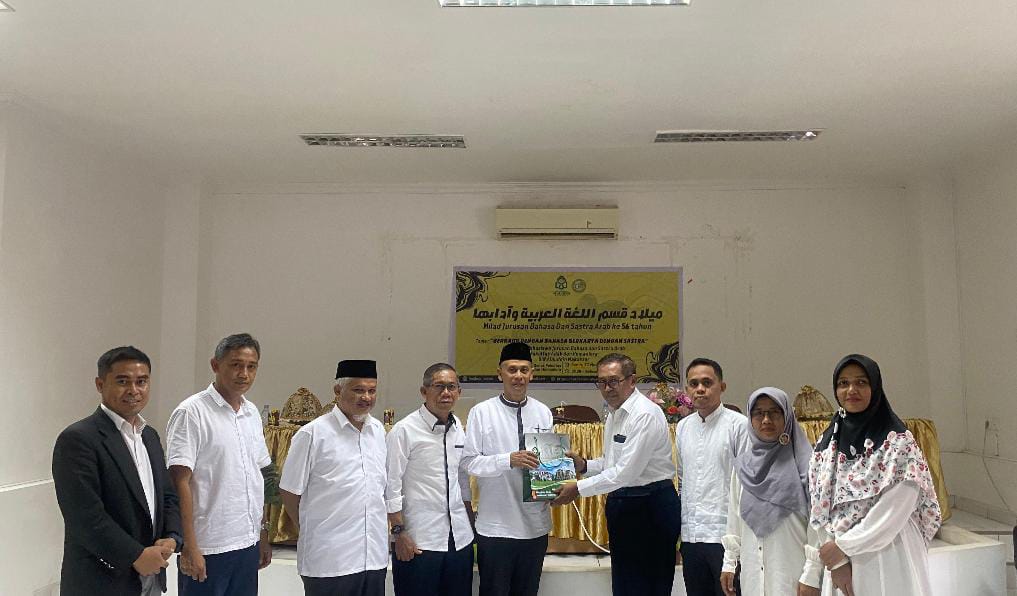 Dialog Internasional: Pengembangan Bahasa Arab dan Sastra Menjadi Fokus Utama Milad Prodi BSA ke-56