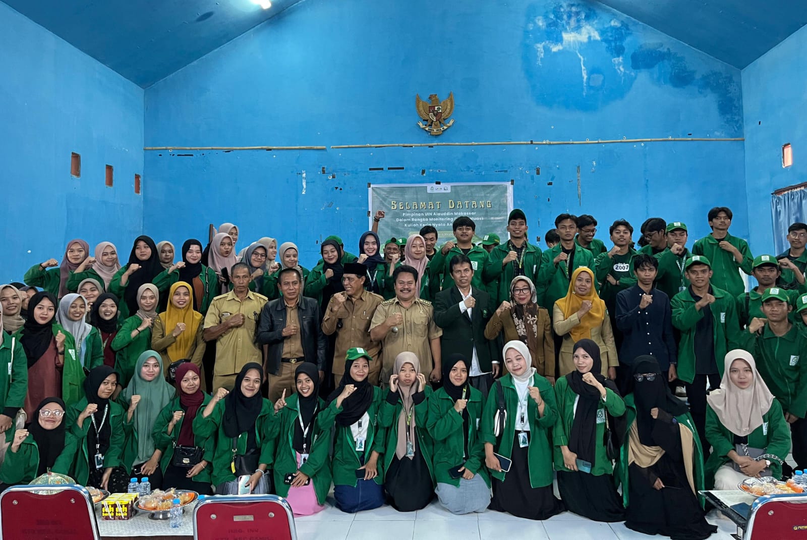 Dekan FAH UIN Alauddin Makassar Kunjungi Mahasiswa KKN di Kecamatan Camba, Maros