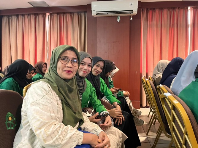 Kajur BSA Hadiri Seminar Literasi Ekonomi dan Keuangan Syariah di UIN Alauddin Makassar