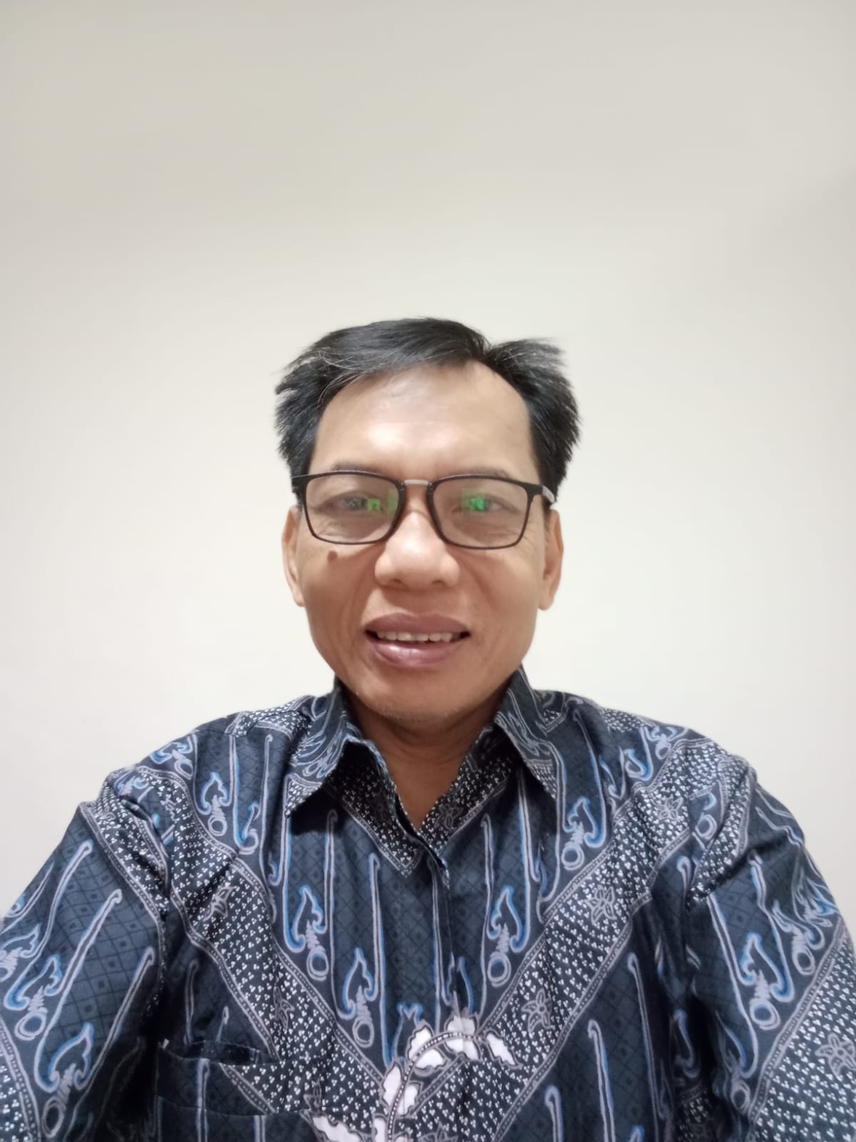 Drs. Baharuddin, MH.